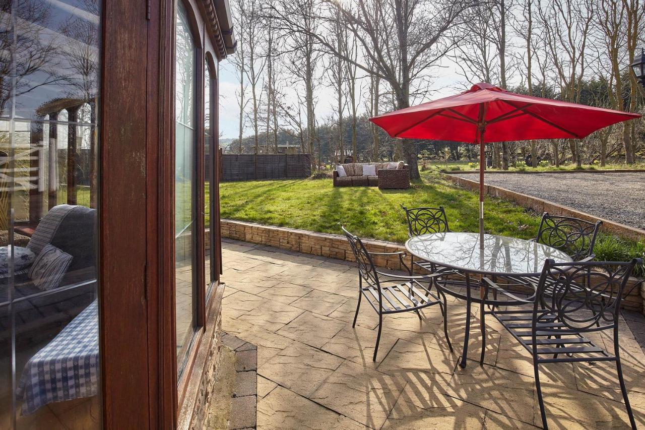 Host & Stay - The Arches Cottage Brotton Exterior foto